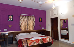 gallery image AKG INN